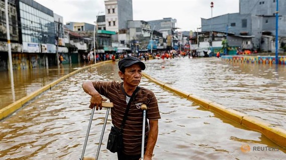 Jakarta, thành phố chìm dần và ngập bủm