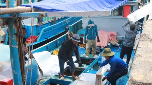 Khánh Hòa: Động viên ngư dân bám biển xuyên tết