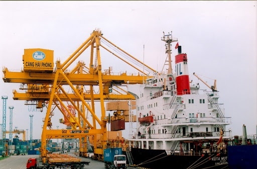 Kiểm dịch y tế tất cả các tàu Trung Quốc vào cảng Hải Phòng