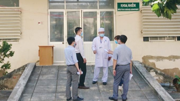 Bệnh viện Chợ Rẫy cử đội phản ứng nhanh đến Bình Thuận chống dịch Covid-19