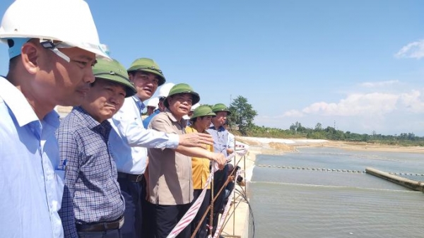 Bộ trưởng Nguyễn Xuân Cường kiểm tra hạn hán, xâm nhập mặn tại Nghệ An
