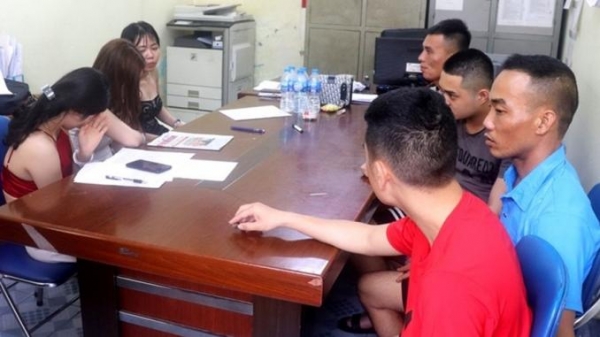 Quảng Ninh: Bắt quả tang 28 thanh niên 'chơi' ma túy tại quán karaoke