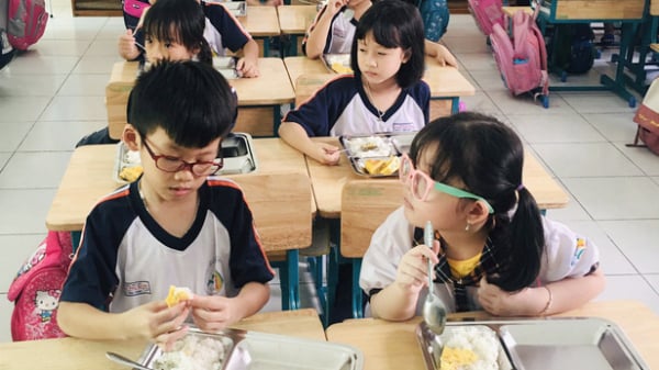 Vụ bữa ăn kém chất lượng: Sẽ kiểm tra toàn diện trường Trần Thị Bưởi