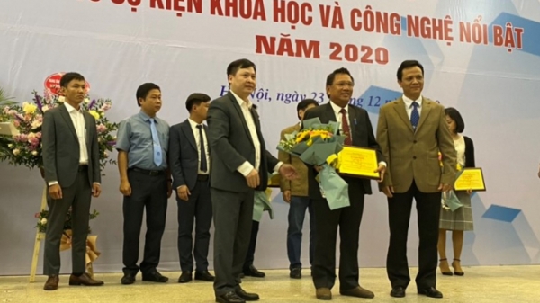 Kè bảo vệ hồ Hoàn Kiếm lọt top 10 sự kiện KH-CN nổi bật năm 2020