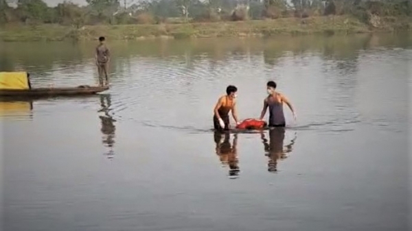 Hai vợ chồng mất tích khi đánh cá trên sông Bồ