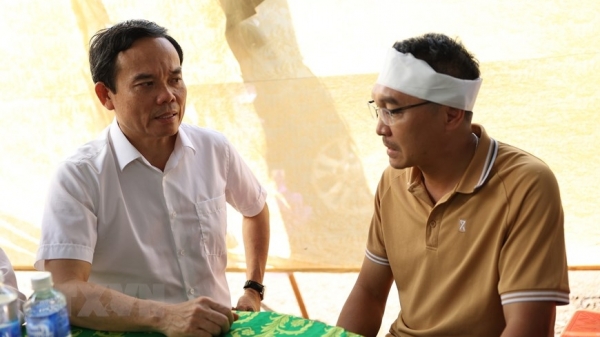 Phó Thủ tướng Trần Lưu Quang thăm, viếng nạn nhân vụ tấn công ở Đắk Lắk