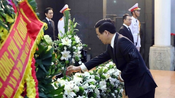 Lãnh đạo Đảng, Nhà nước viếng nguyên Phó Thủ tướng Vũ Khoan