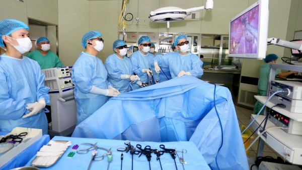Bệnh viện Trung ương Huế giành giải nhất cuộc thi phẫu thuật cắt trực tràng