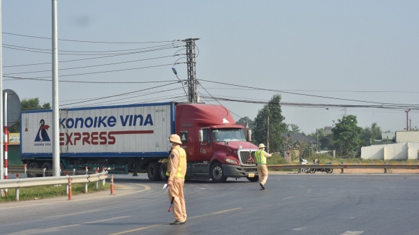 Chính thức cấm xe tải lớn, xe khách vào cao tốc Cam Lộ - La Sơn