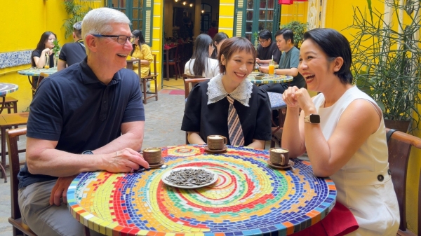 CEO Apple Tim Cook: Tôi vô cùng hào hứng khi đến Việt Nam