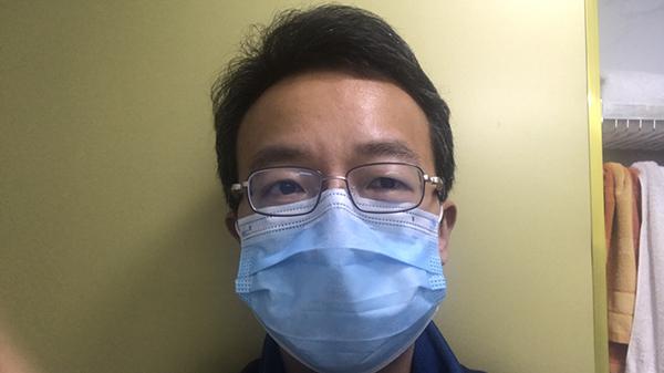 Giảng viên ở Vũ Hán chia sẻ kinh nghiệm giúp cả gia đình khỏi bệnh dịch