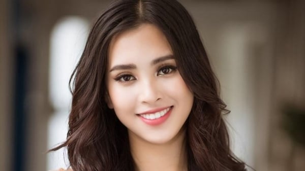 Hoa hậu Trần Tiểu Vy ủng hộ 200 triệu đồng chống dịch Covid-19