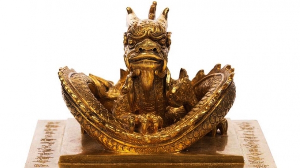 Ấn vàng triều Nguyễn tiếp tục được dời ngày bán đấu giá
