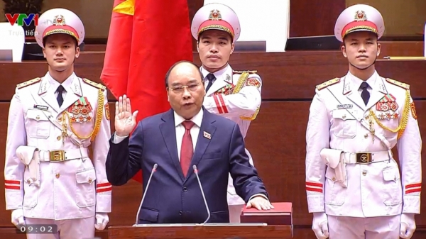 Tân Chủ tịch nước Nguyễn Xuân Phúc tuyên thệ nhậm chức