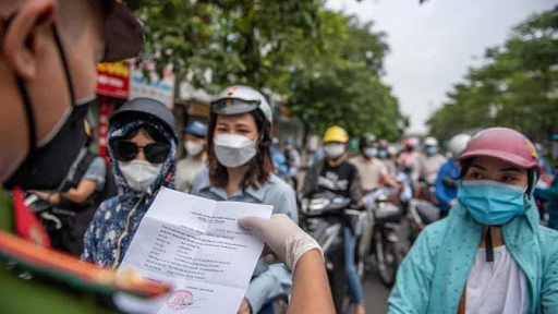 Thẩm quyền cấp giấy đi đường 6 nhóm đối tượng tại Hà Nội