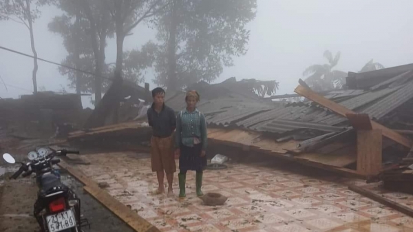 Yên Bái: Cảnh tan hoang những ngôi nhà bị mưa đá, giông lốc tàn phá