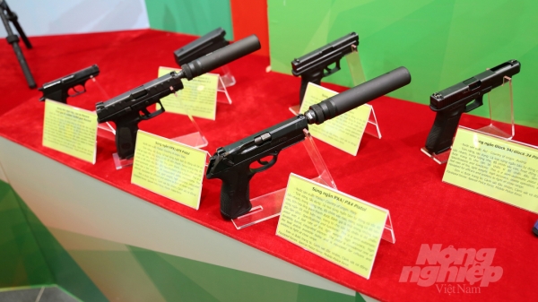 Xe bọc thép, vũ khí nóng phòng chống khủng bố của cảnh sát Việt Nam
