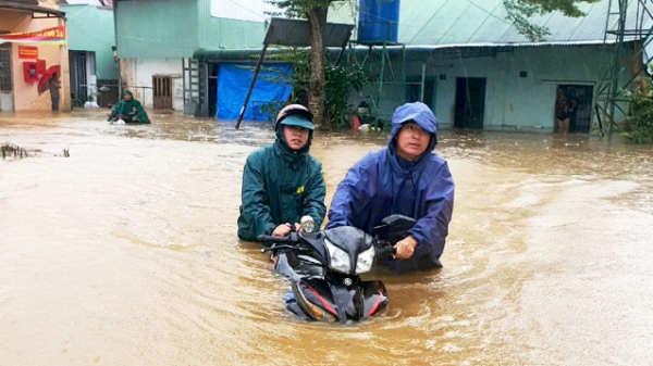 Bảo Lộc mưa lớn kéo dài, nhiều nơi ngập lụt