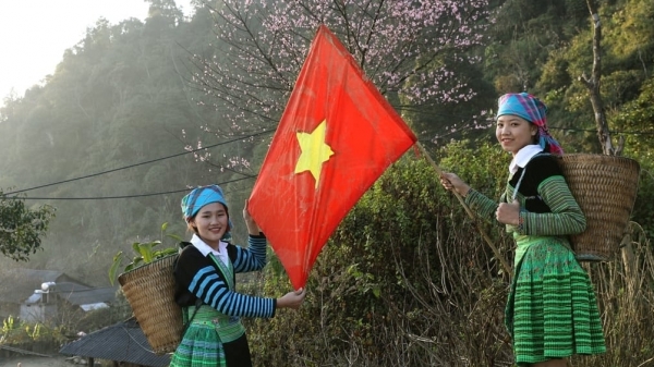 89 hộ dân đồng bào dân tộc Mông vùng khó khăn mừng đón xuân về