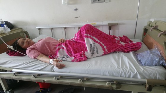 10 người nhập viện nghi bị ngộ độc do ăn cá hồng chuối