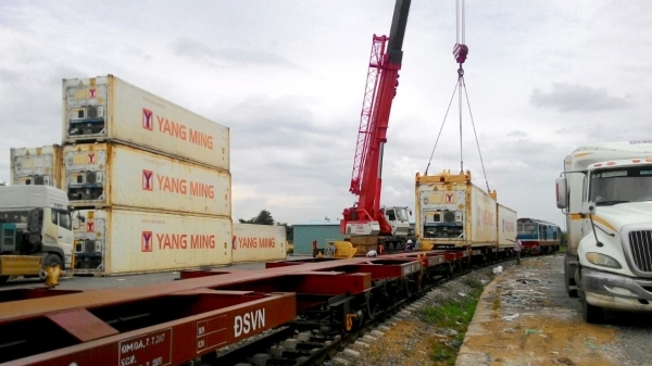 Đẩy mạnh xuất khẩu nông sản sang Trung Quốc bằng đường sắt