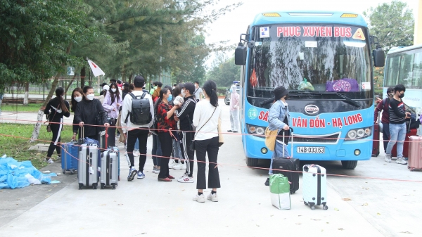 Từ ngày 12/3, Quảng Ninh tạm dừng các hoạt động tham quan, dịch vụ du lịch