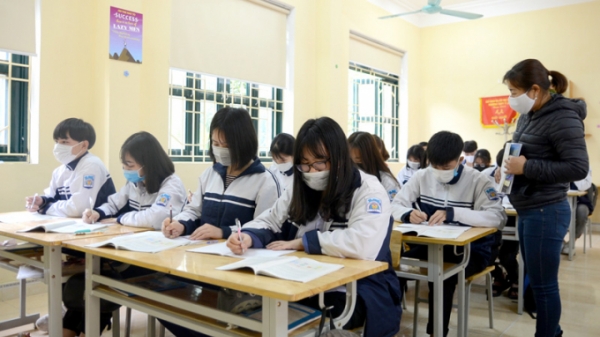 Tuyên Quang: Quyết định cho học sinh đi học trở lại