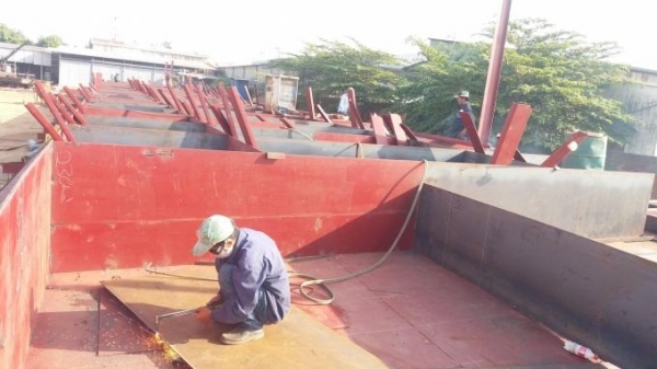 Tiền Giang: Đầu năm ngành đóng tàu khởi sắc