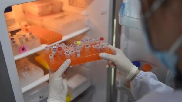 Trung Quốc tặng hàng loạt kit xét nghiệm axit nucleic Covid-19 cho Nhật Bản