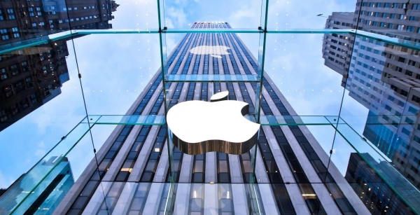 Apple đạt mức vốn hóa thị trường 2.000 tỷ USD