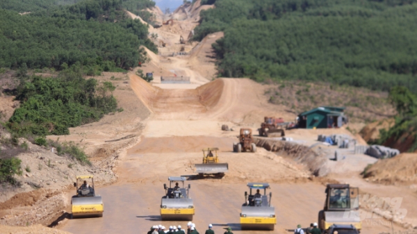 Xây dựng cao tốc nối Quảng Bình - Quảng Trị