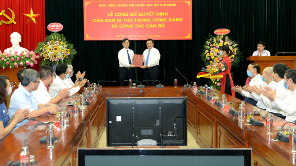Bổ nhiệm Phó Giám đốc Học viện Chính trị Quốc gia Hồ Chí Minh