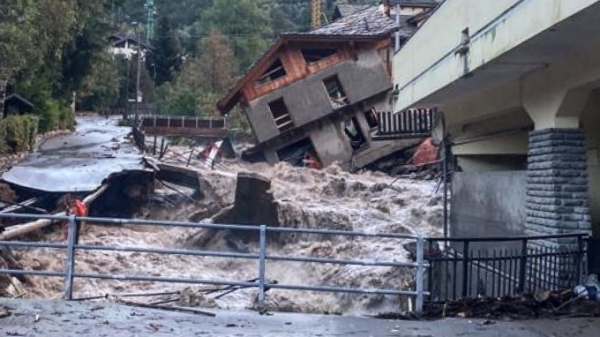 2 người chết và 9 người mất tích sau trận mưa lớn tấn công Pháp, Italia