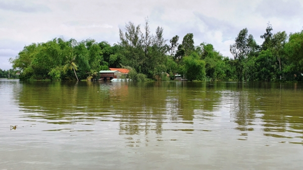 Quảng Nam: Nhiều hộ bị cô lập do nước sông dâng cao