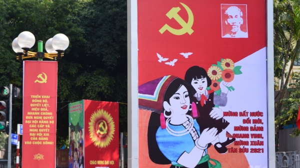 Hà Nội rực rỡ cờ hoa đón chào Đại hội Đảng lần thứ XIII