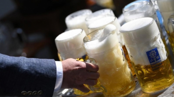 Các nhà sản xuất bia Đức buộc phải vứt bỏ bia