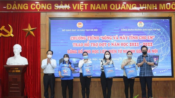 Hà Nội: Hơn 6.000 thiết bị ủng hộ chương trình 'Sóng và máy tính cho em'