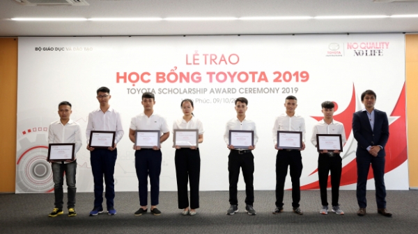 Toyota Việt Nam tặng 200 suất học bổng cho sinh viên kỹ thuật và âm nhạc