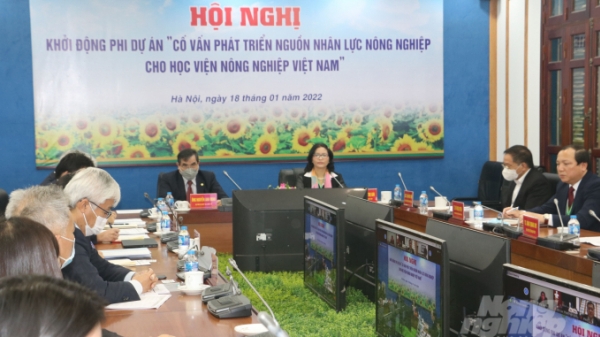 Phát triển nguồn nhân lực cho Học viện Nông nghiệp Việt Nam
