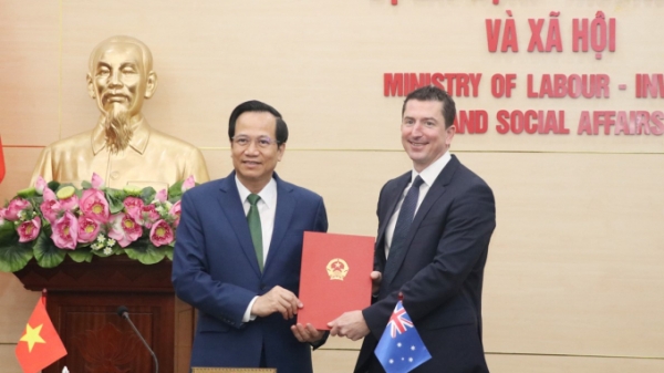 Việt Nam và Australia ký bản ghi nhớ về Chương trình lao động nông nghiệp