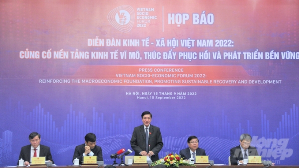 Nhiều vấn đề 'nóng' được thảo luận tại Diễn đàn Kinh tế-Xã hội Việt Nam 2022