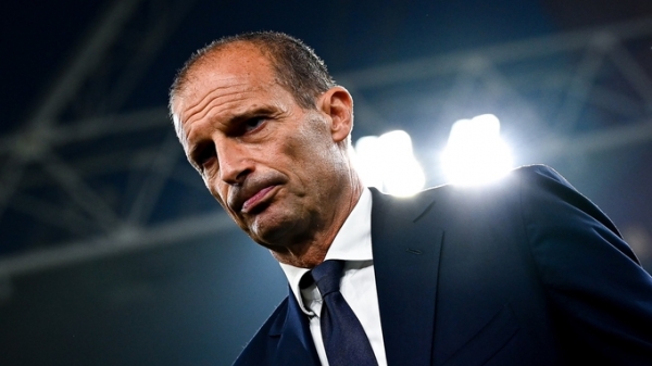 Juventus tốn tiền tấn để sa thải HLV Massimiliano Allegri?