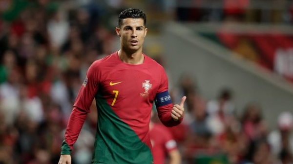 Cristiano Ronaldo viết nên lịch sử tại World Cup