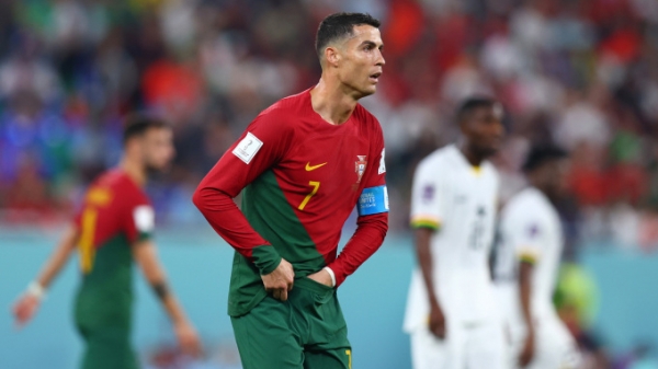 Cristiano Ronaldo bất ngờ bỏ tập trước trận gặp Hàn Quốc