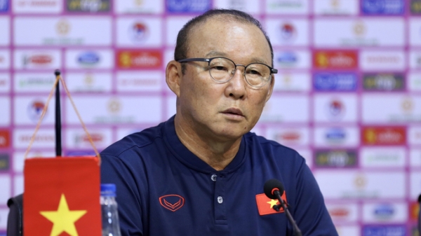 HLV Park Hang Seo: 'Không có gì là bạo lực trong trận đấu với Malaysia'