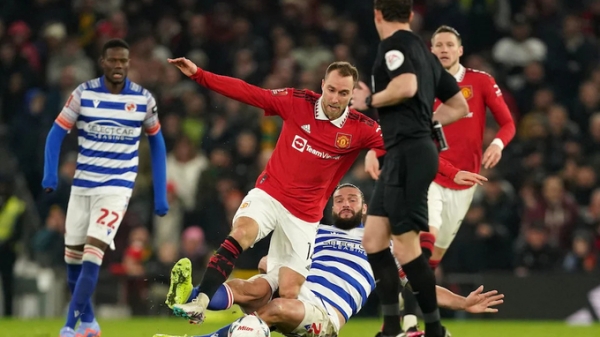 Man United méo mặt vì chấn thương nặng của Christian Eriksen
