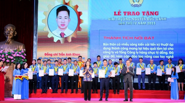 Đại diện sáng tạo của Công đoàn PV GAS xuất sắc nhận Giải thưởng Nguyễn Đức Cảnh lần thứ IV