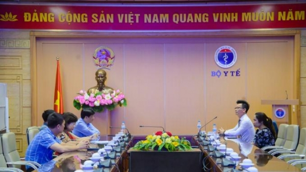Tập đoàn Ecopark hỗ trợ Bệnh viện C Đà Nẵng 3 tỷ đồng phòng chống Covid-19