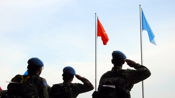 24 chiến sĩ ‘mũ nồi xanh’ lên đường làm nhiệm vụ gìn giữ hòa bình