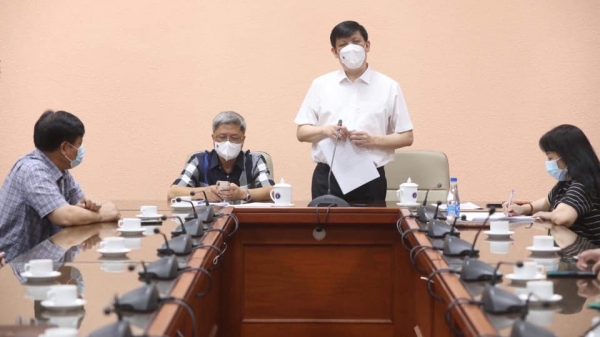 35 chuyên gia, bác sĩ Việt Nam hỗ trợ Lào phòng chống dịch Covid-19